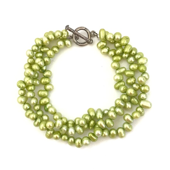 Fresh Water Pearl Bracelet 3 Strand Toggle Closure Dyed Granny Smith Green - Picture 1 of 8